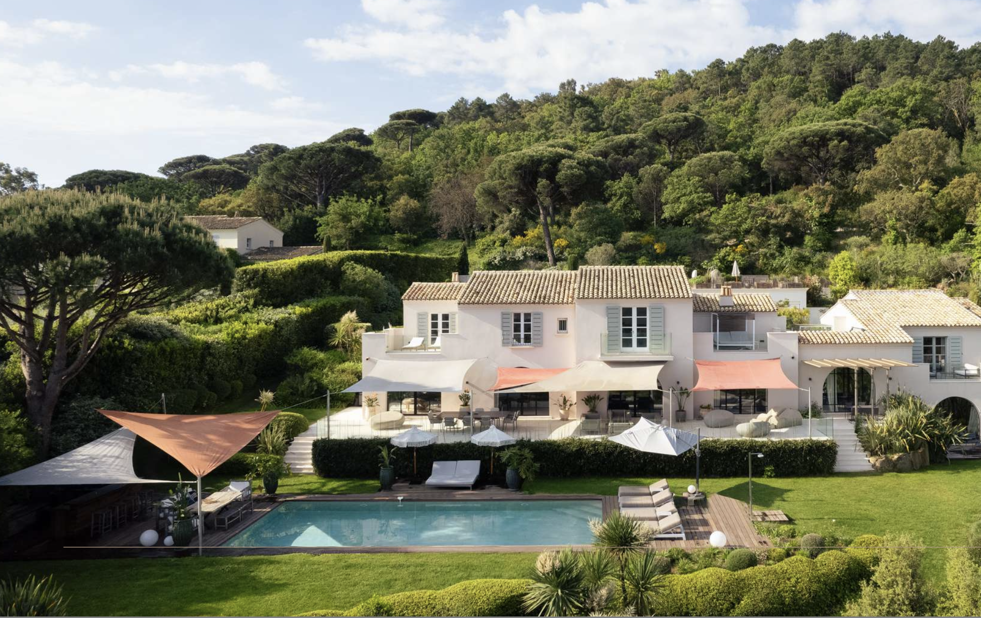 Villa Des Marres, Ramatuelle -Luxury 7-Bedroom Estate with Heated Pool, Spa & Private Cinema