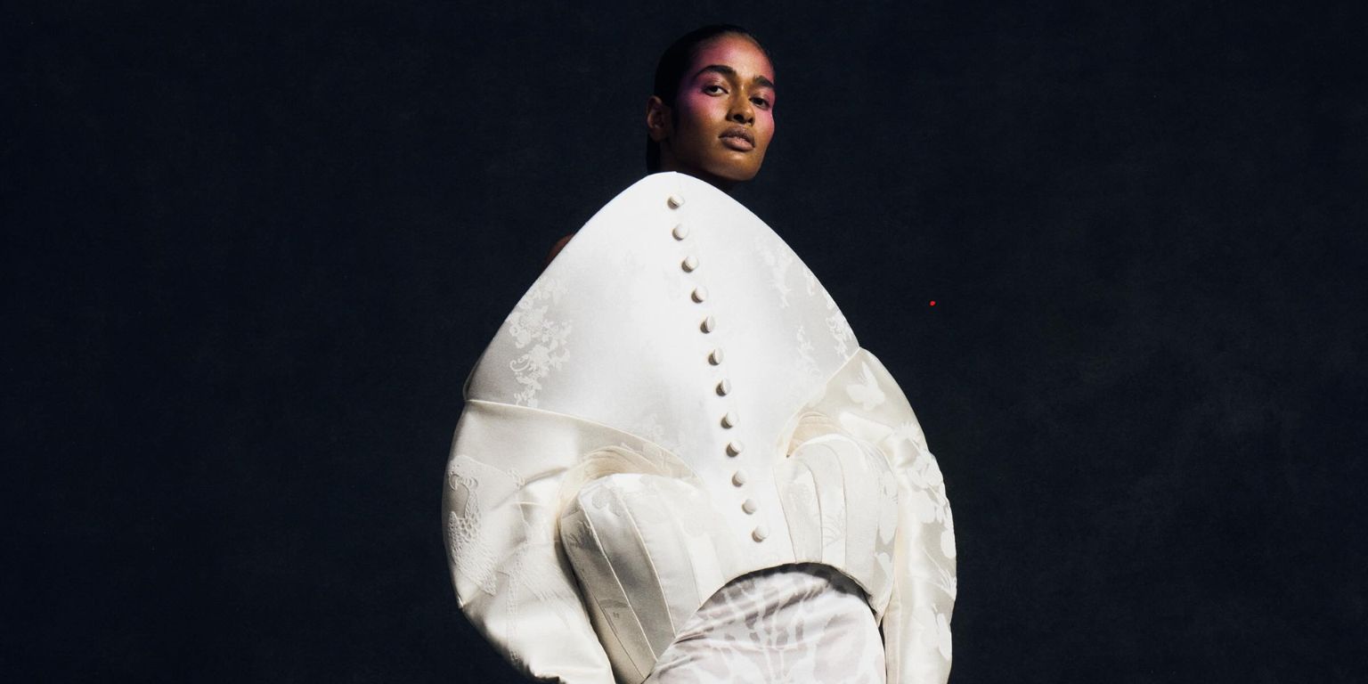 London Fashion Week: Harris Reed SS27 Turns Seven Years of Drama Into a Study in White