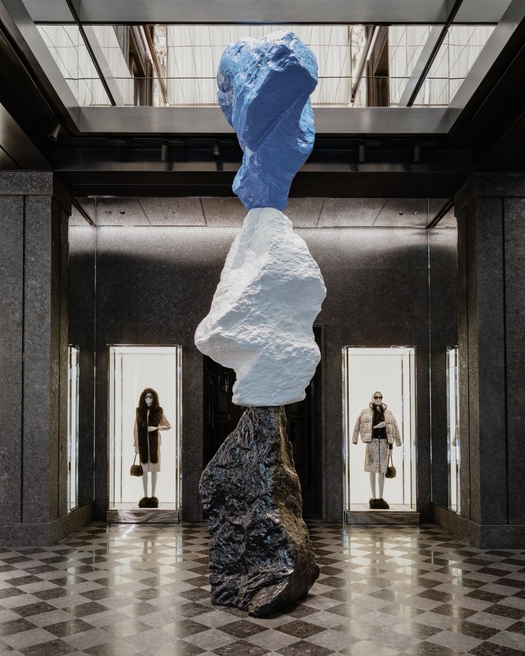Moncler Fifth Avenue Flagship7
