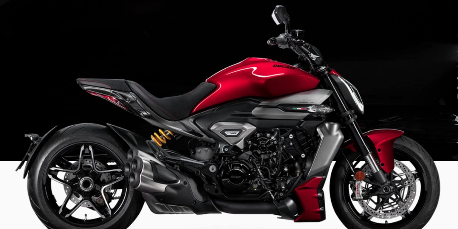Dsquared2 x Ducati