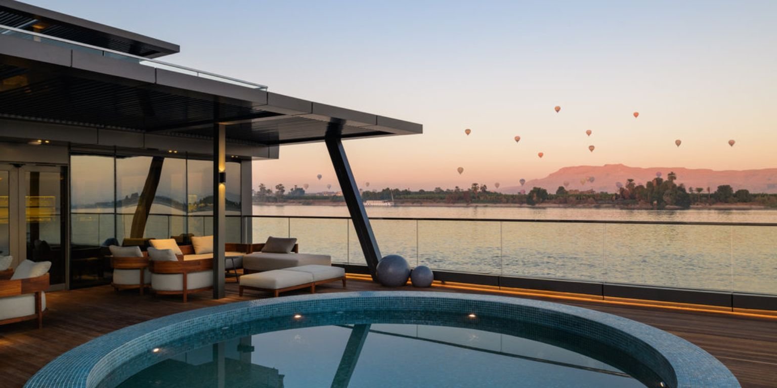 Waterfront Luxury Hotels & Cruises 2026