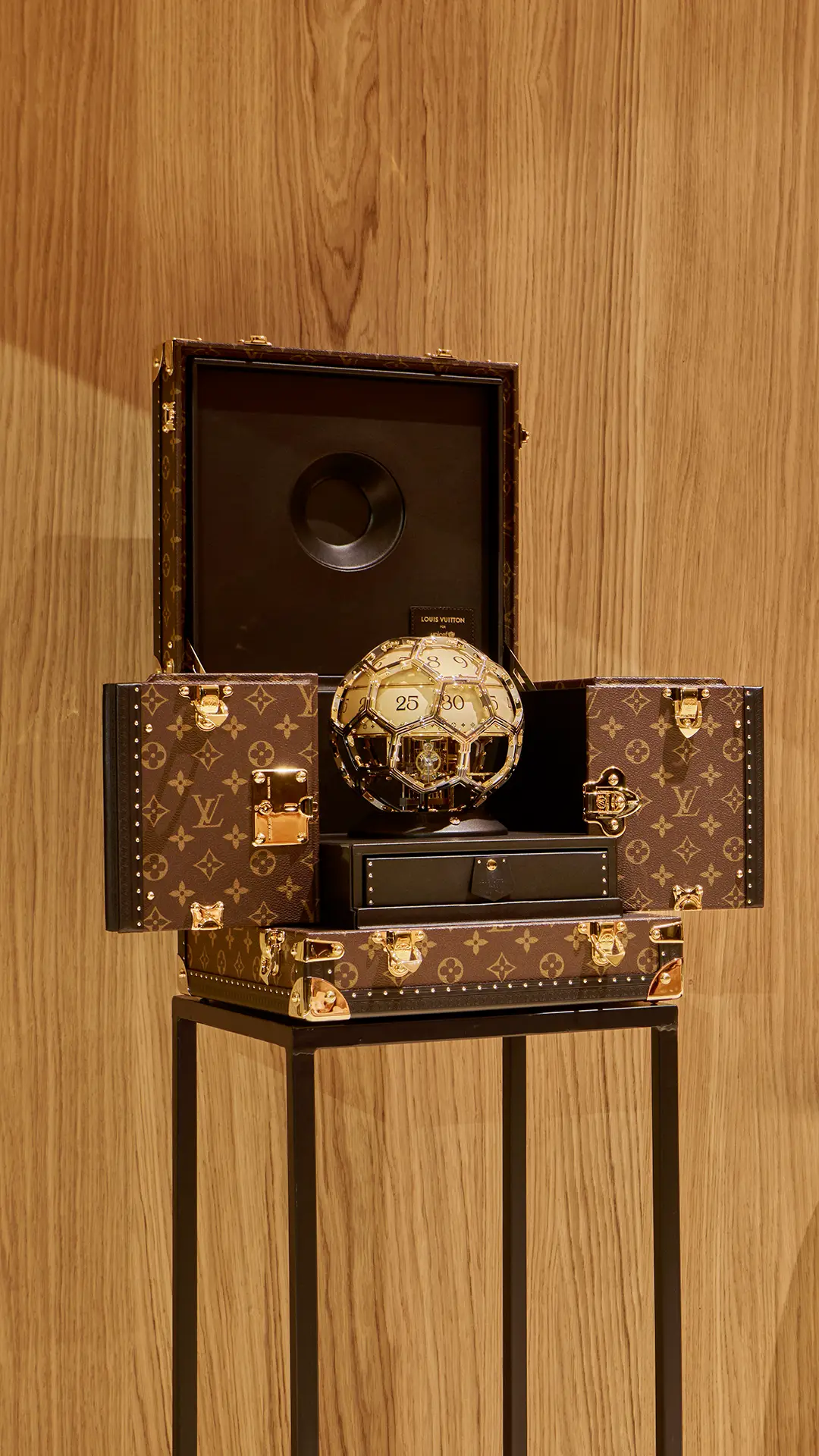Louis Vuitton L'Epée 1839 for UNICEF