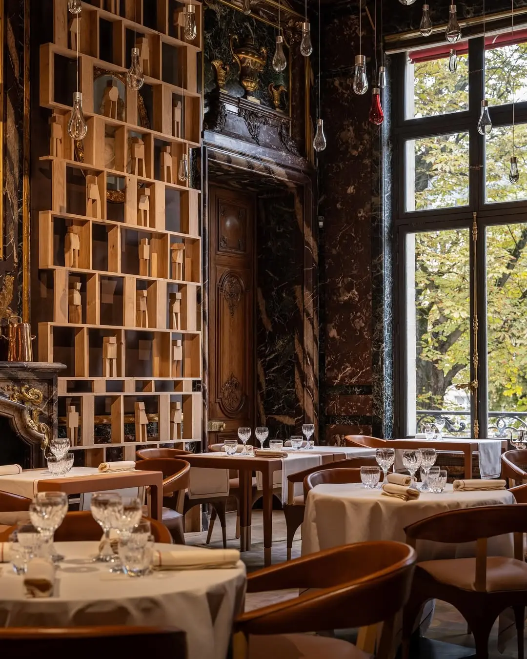 Alain Ducasse Baccarat: A New Era of Culinary and Crystal Magic in Paris - Image 1