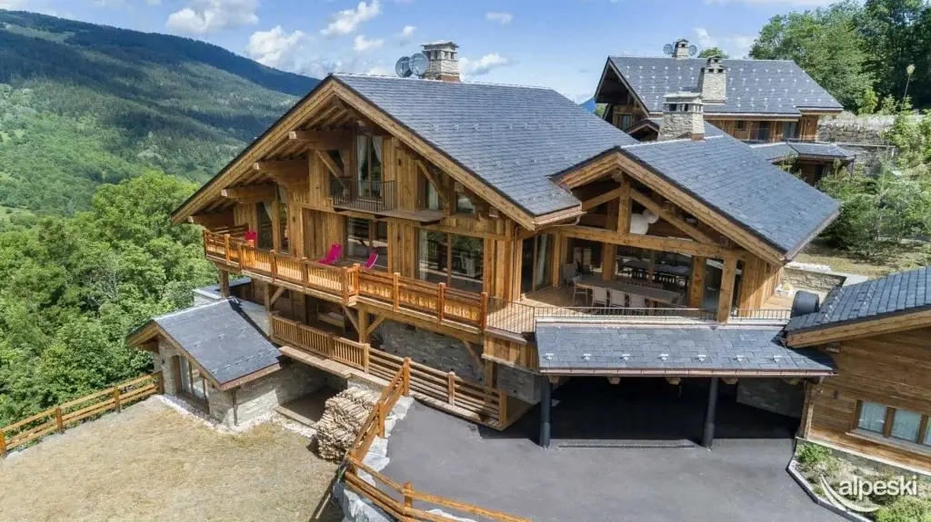 Luxury Ski Holidays in France: Indulge in the Alpine Elegance with Méribel's Finest Chalets - Image 1