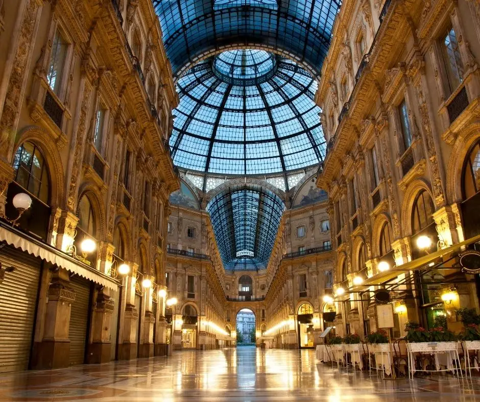 Milan: Galleria Vittorio Emanuele II