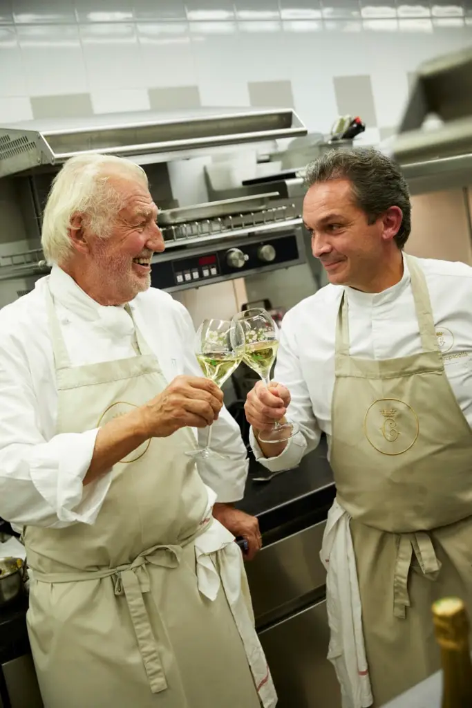 Champagne Perrier-Jouët at Hôtel de Crillon Perriet Jouet