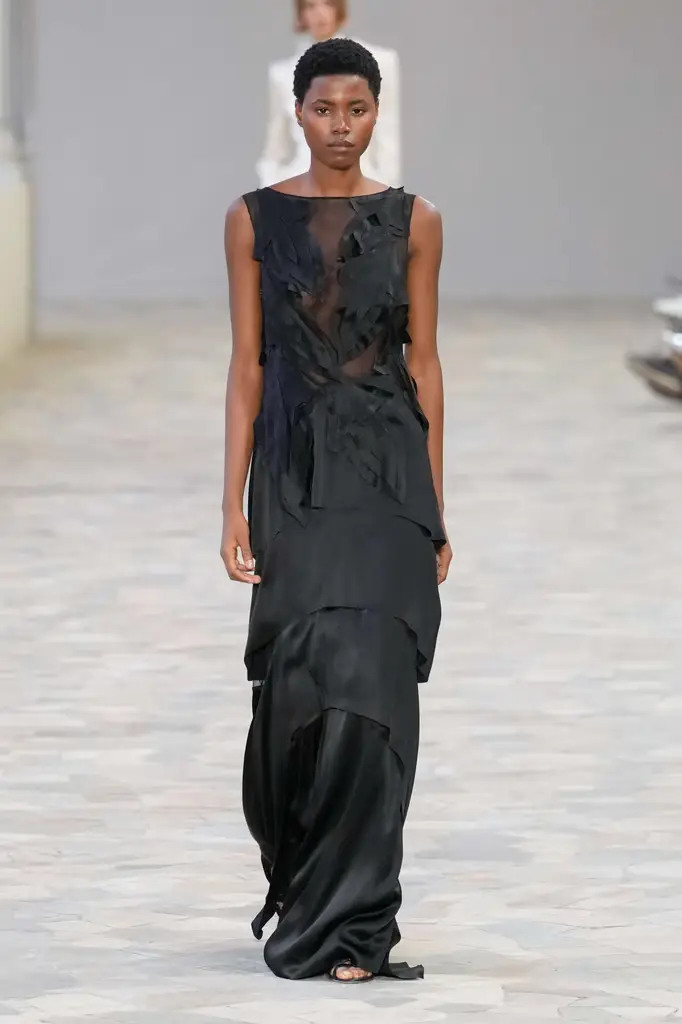 Alberta Ferretti Spring/Summer 2025: A Hymn to Lightness and Soft Femininity - Alberta Ferretti’s Philosophy - Image 4