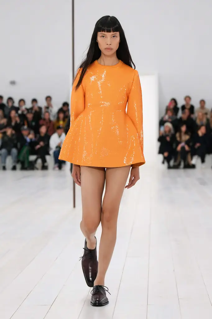 Loewe S/S2025 Runway- Women's Fashion Trends