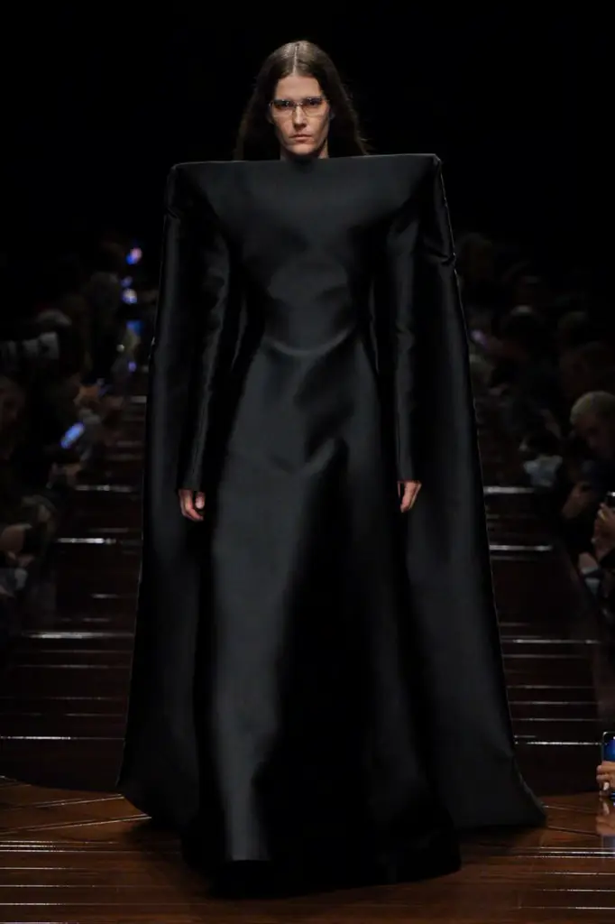 Balanciaga S/S2025 Runway - Women’s Fashion Trends