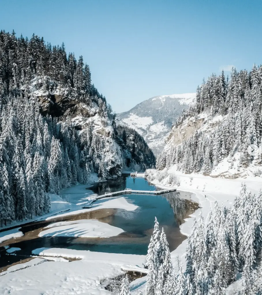 Courchevel: Top luxury winter ski destinations for 2024/2025. From Switzerland's alpine charm to the glamorous streets of Courchevel.