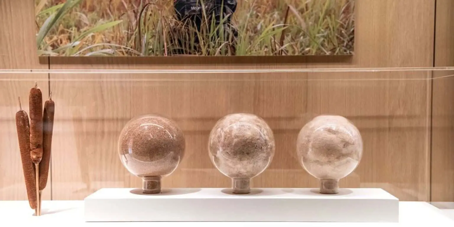 London's Design Museum Presents Tomorrow’s Wardrobe