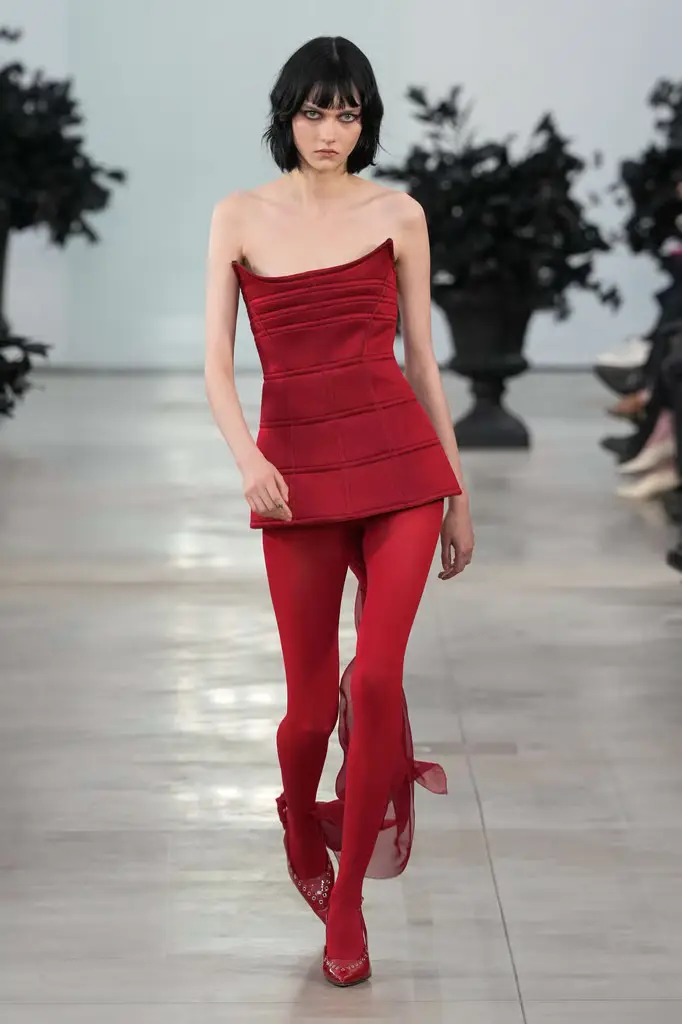 Blumarine Unleashes Dark Romance for its Fall/Winter 2025/26 - Seduction Wrapped in Armor - Image 10