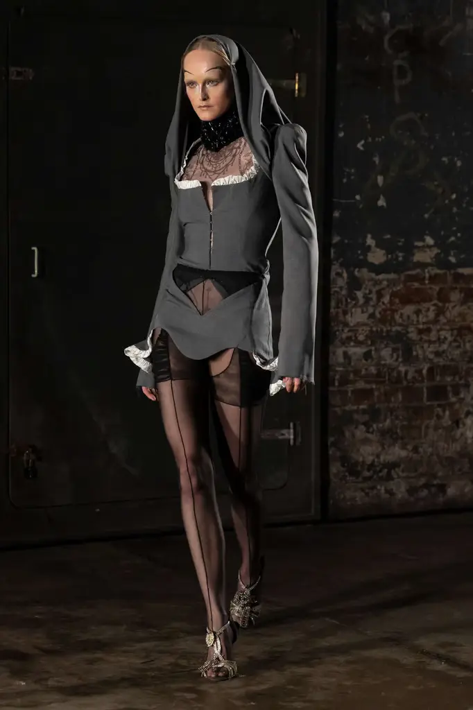 5 Top Women Fashion Trends FW25/26 Spotted at London Fashion Week  - The Return of the Bubble Skirt - Image 10