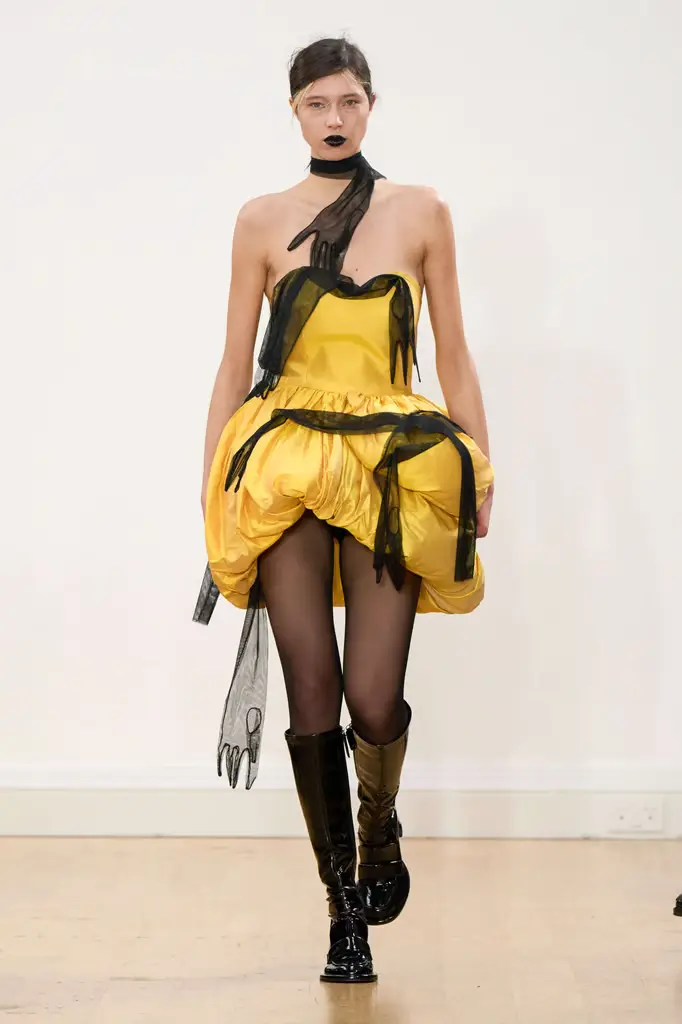 5 Top Women Fashion Trends FW25/26 Spotted at London Fashion Week  - The Return of the Bubble Skirt - Image 3