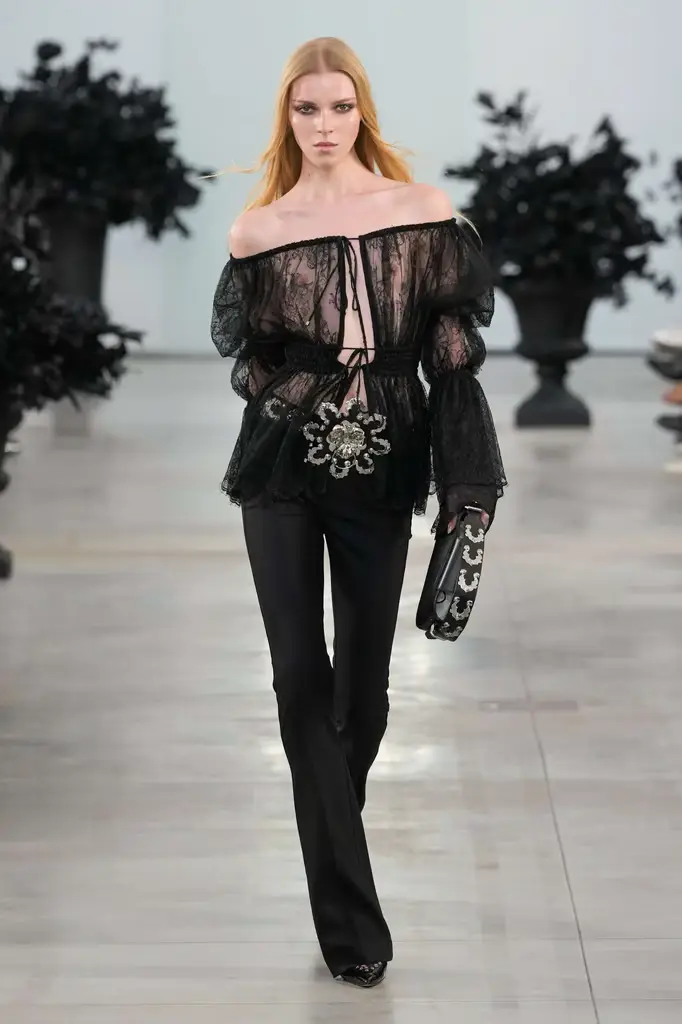 Blumarine Unleashes Dark Romance for its Fall/Winter 2025/26 - Seduction Wrapped in Armor - Image 8