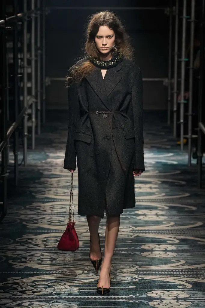 Milan Fashion Week: Prada Fall/Winter 2025/26 Unleashes Raw Energy - The Prada Woman, Unfiltered - Image 13