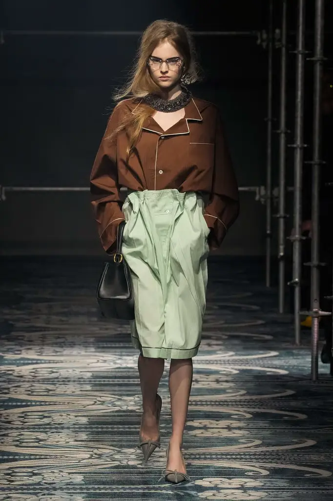 Milan Fashion Week: Prada Fall/Winter 2025/26 Unleashes Raw Energy - Image 3