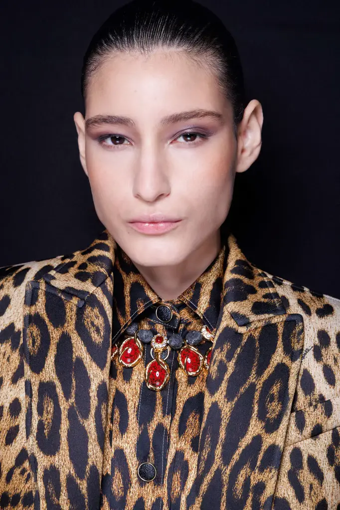 Milan Fashion Week: Roberto Cavalli Ready-to-Wear Fall/Winter 2025/26 - Fire, Metal, and Ancient Echoes - Image 22