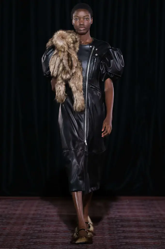 5 Top Women Fashion Trends FW25/26 Spotted at London Fashion Week  - The Return of the Bubble Skirt - Image 16