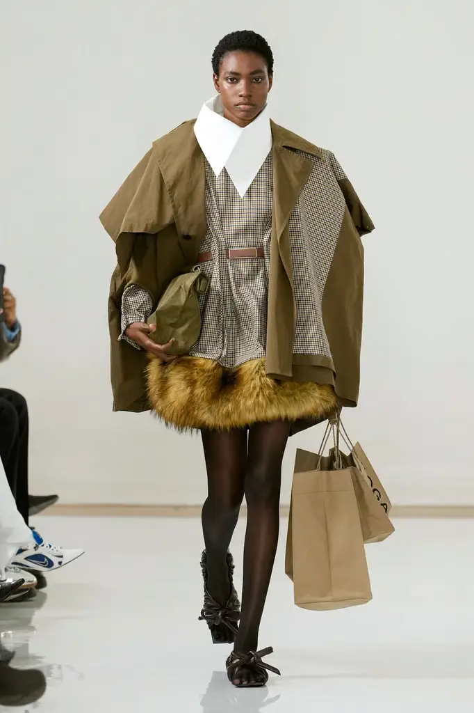 5 Top Women Fashion Trends FW25/26 Spotted at London Fashion Week  - The Return of the Bubble Skirt - Image 20