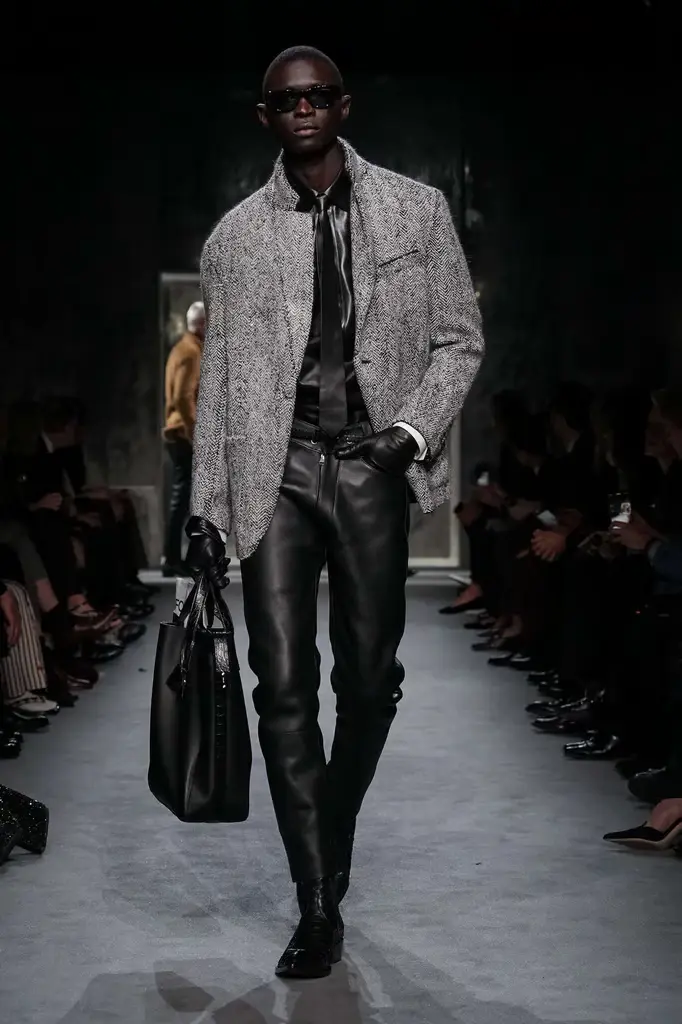 Tom Ford FW25: The Morning After, Wrapped in Desire - Disco Echoes and Razor-Sharp Tailoring - Image 14
