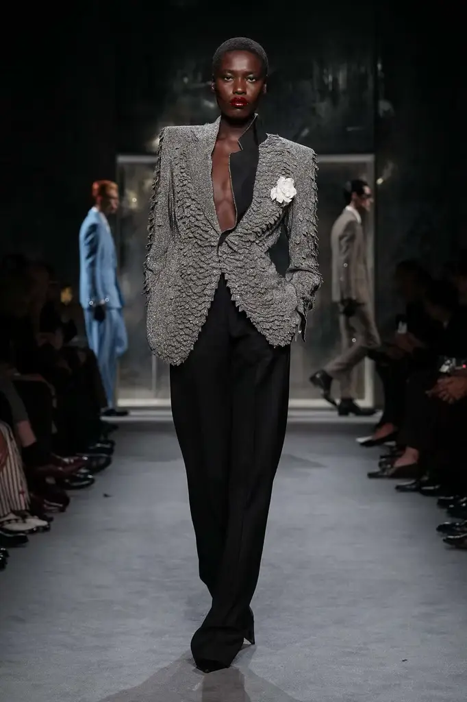 Tom Ford FW25: The Morning After, Wrapped in Desire - Disco Echoes and Razor-Sharp Tailoring - Image 20
