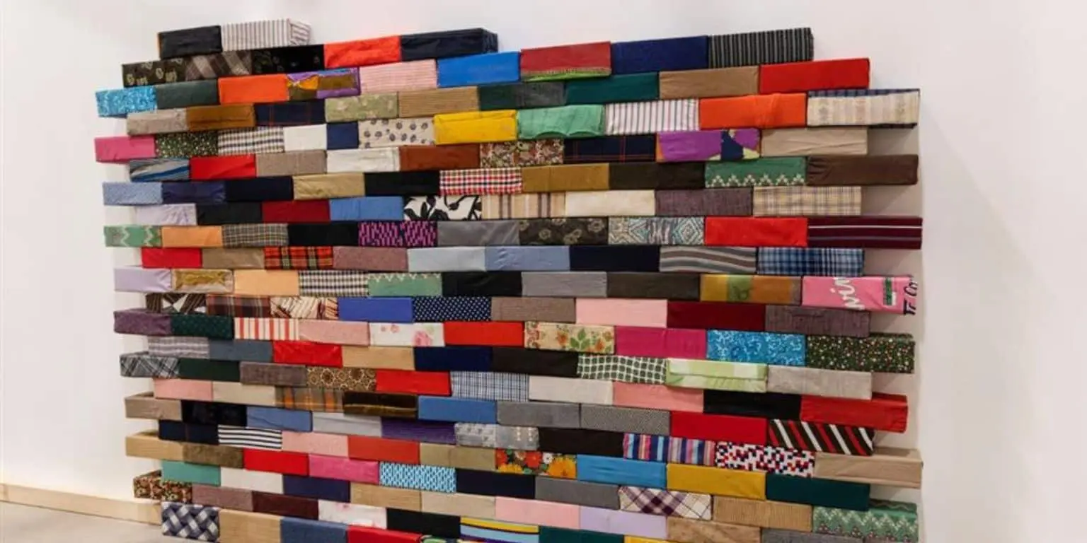 Prada Rong Zhai Hosts a Duel of Dimensions: Fontana vs. Pistoletto