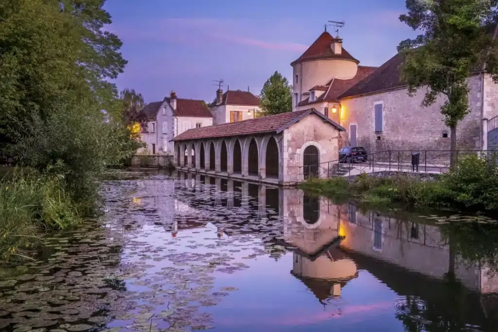 Burgundy Wine Tasting Tours Chablis Village- Burgundy