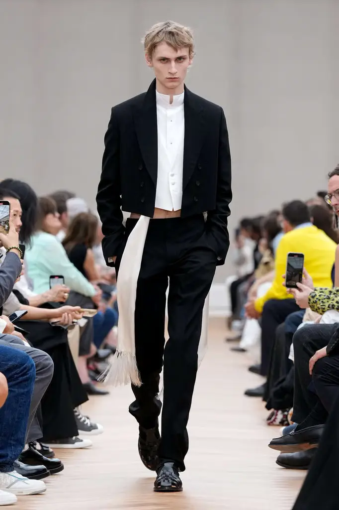 Dior Men Spring/Summer 2026 Breaks the Archive Wide Open - The Show Opens With Silence, Then Disruption - Image 1