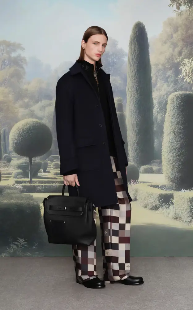 Pharrell Paints an English Garden for Louis Vuitton Men Spring 2026 Pre-Collection - Sartorial Walks and Ceremonial Tracksuits - Image 4