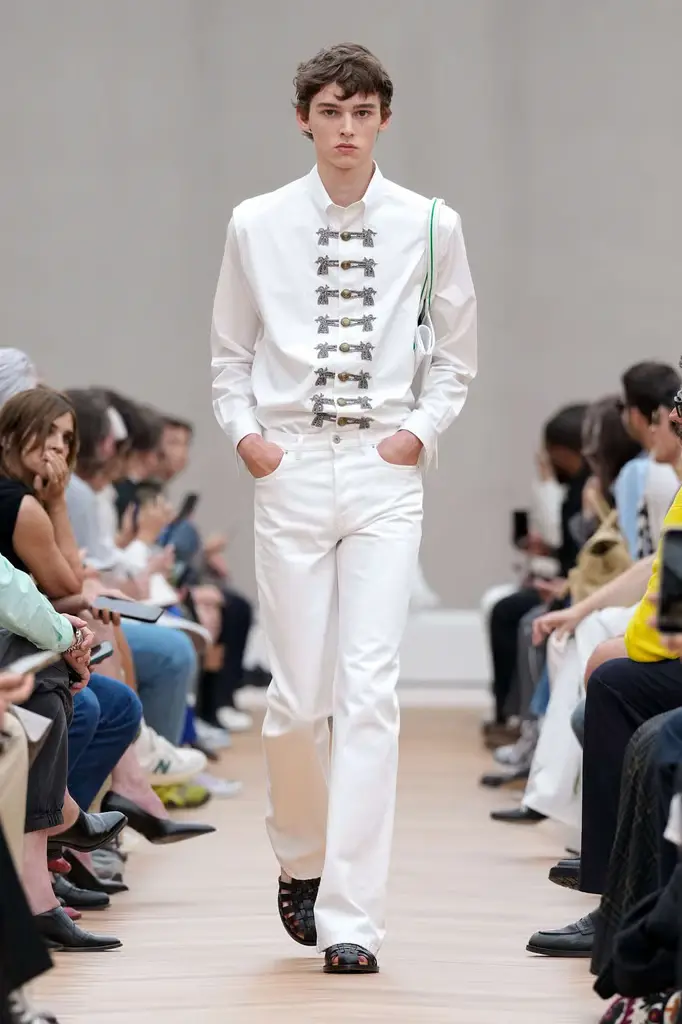 Dior Men Spring/Summer 2026 Breaks the Archive Wide Open - The Show Opens With Silence, Then Disruption - Image 6