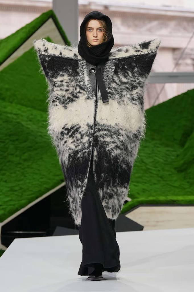 LV FW27