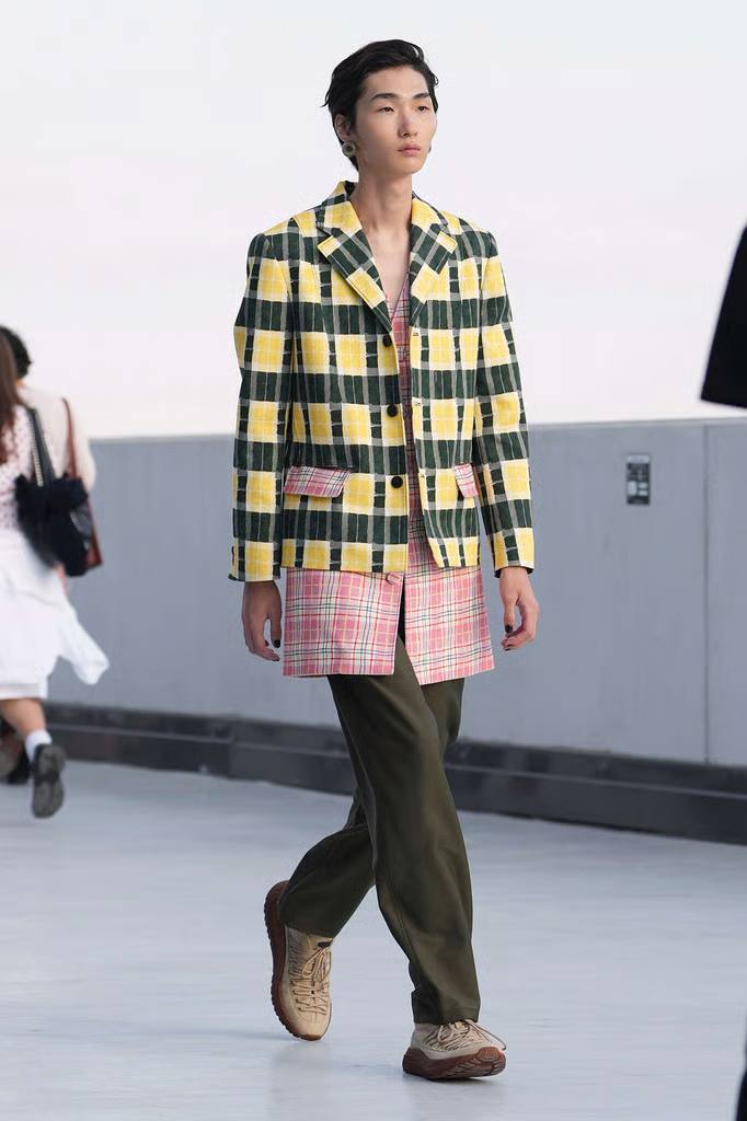 Moschino Spring :Summer 2027